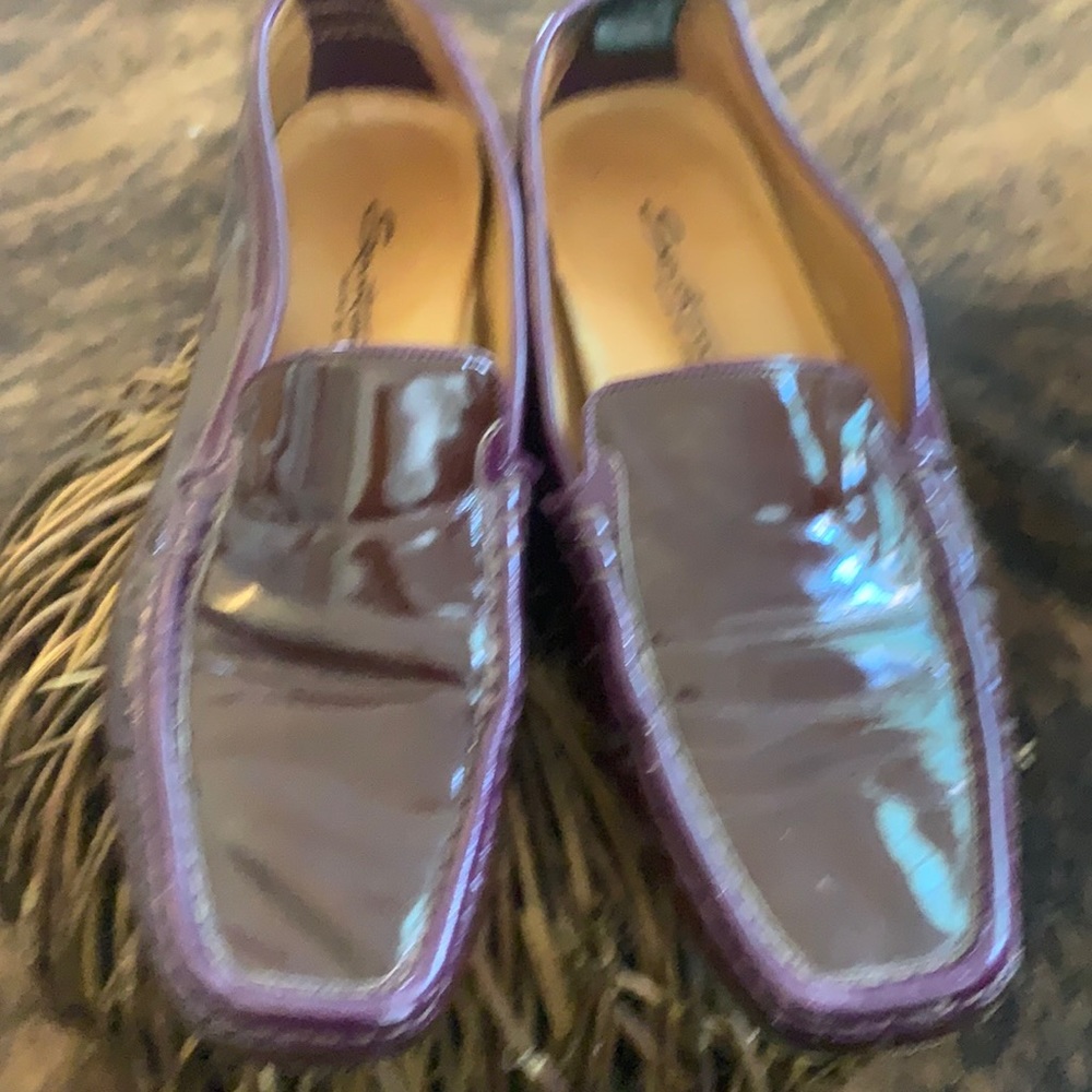 Eggplant patent leather loafer